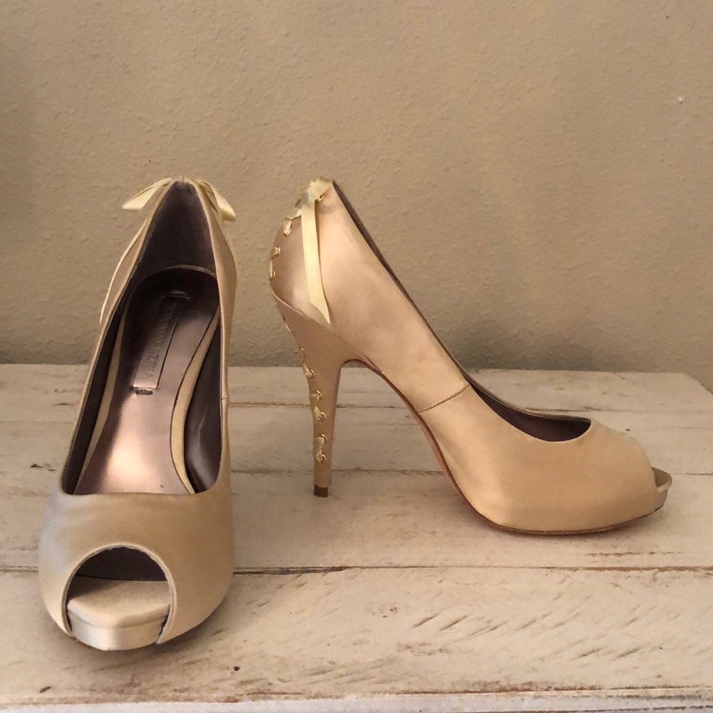 Open toe heel